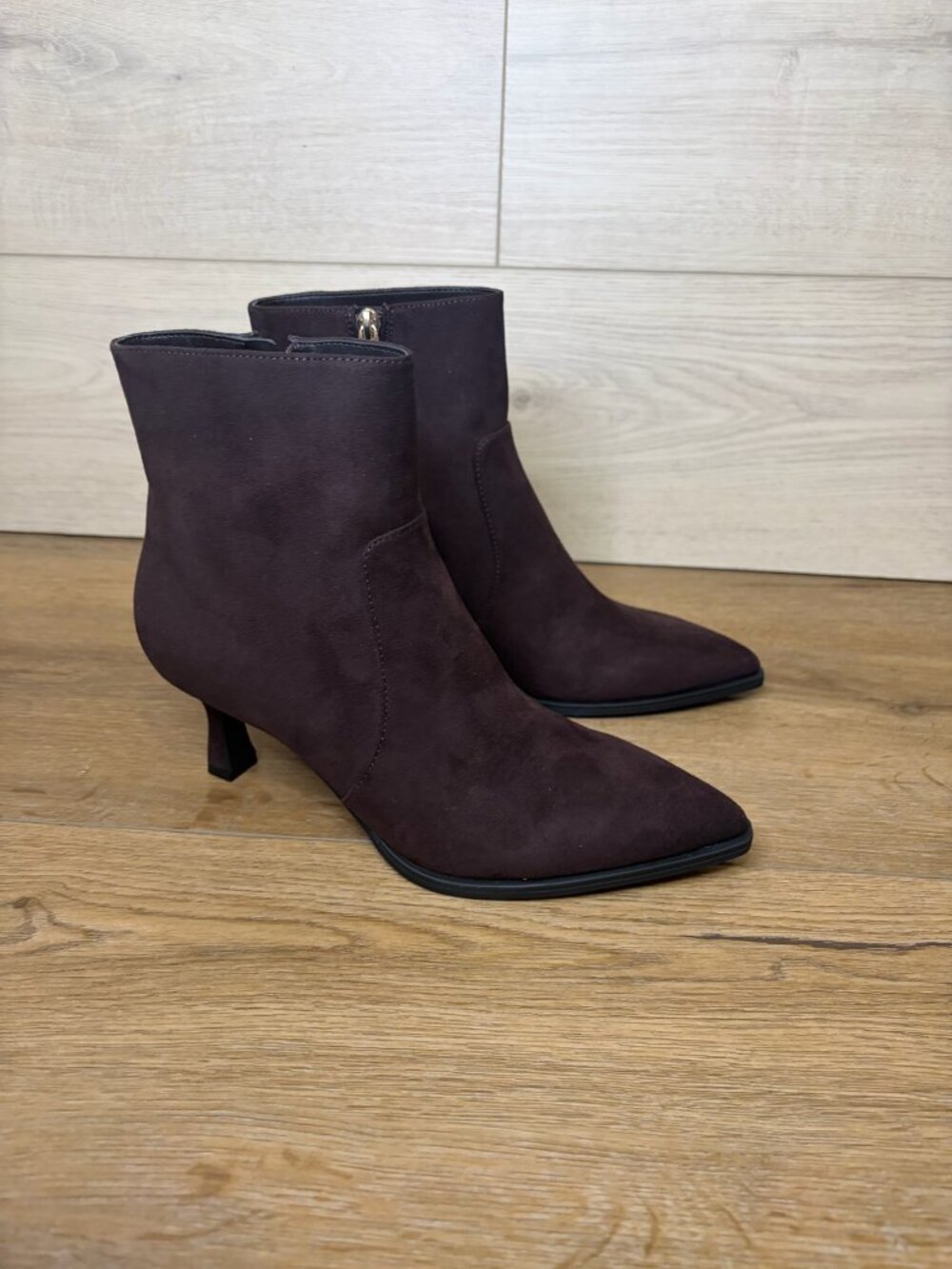 I.N.C. Batya Rich Truffle Pointed Toe Kitten Heel Booties 6M
